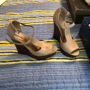 Wedge sandals